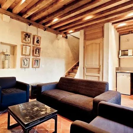 Maison Duchevreuil *